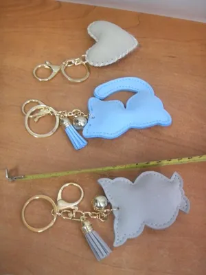 Image de porte-clés en daim assortis 12 pièces