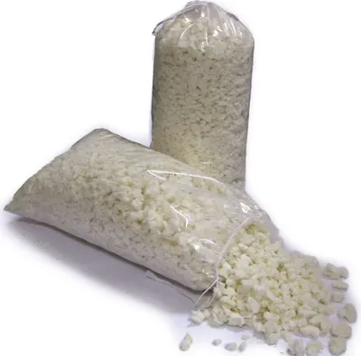 Produktbild von 2er Pack mit je 350 Gramm Naturlatex Flocken - zum Nachfüllen vorhandener Kissen oder zum Befüllen selbstgenähter Kissen oder Kuscheltiere