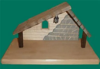 Obrázok produktu pre Drevený domček do postieľky vyrezávaný s lampášom výška 6 cm NOVINKA