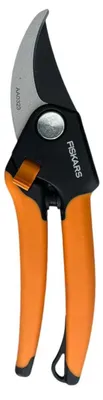 Obrázok produktu pre Ergonomické záhradnícke nožnice FISKARS