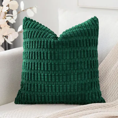 Produktbild von Set mit 1 Kissenbezug im Boho-Streifenmuster, einfarbiger Dekokissenbezug, Sofakissen, 40 x 40 cm, weiches Sofakissen für Wohnzimmer und Schlafzimmer, dunkelgrün