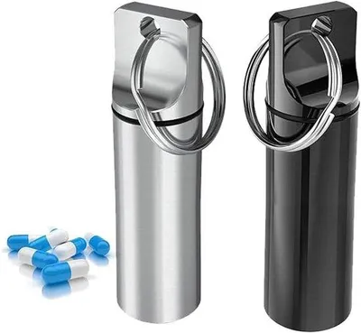 Produktbild von Aluminium Reise-Schlüsselanhänger - Miniatur - Schwarz-Silber - Reisegeeignet - 2 Stück