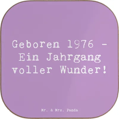 Produktbild von Mr. & Mrs. Panda Untersetzer für Gläser Spruch 1976 Geburtstag - Lavendeltraum - Geschenk, Coaster, Alter, Tasse, Geburtstagsgeschenk, Tischuntersetzer, Geburtsjahr