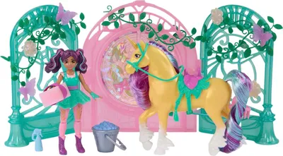 Image de Unicorn Academy - Pop Ava et le jeu de la feuille de licorne