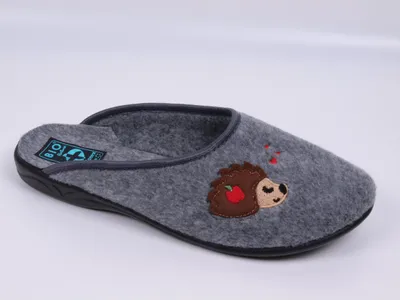 Produktbild von Damenhausschuhe ADANEX SARA 22295 grau mit Igel mit geschlossener Spitze