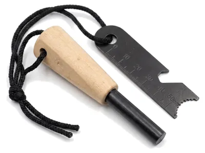 Produktbild von Homewoods Feuerstahl Feuerstarter Ferrocerium Holzgriff + Multitool-Schaber