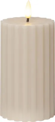 Produktbild von Star Trading LED Kerze mit Timer Wachs beige geriffelt Flamme 3D 6/18h Timer 7,5x15cm