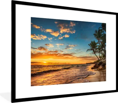 Produktbild von MuchoWow® Gerahmtes Poster Strand - Sonnenuntergang - Meer - Palme 80x60 cm - Poster mit Schwarzem Bilderrahmen Wandposter Rahmen Foto Bilder - Schlafzimmer-Dekorationen - Fotoposter