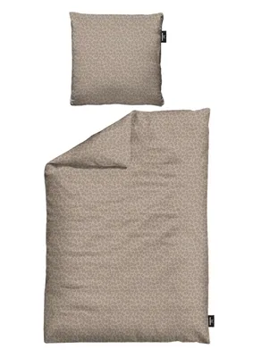 Produktbild von Sansibar Bettwäsche LEO, 100% Baumwolle, stilvoller Leo-Print 2-teilig, hochwertig, hautfreundlich, pflegeleicht, 135x200 cm/80x80 cm in Taupe