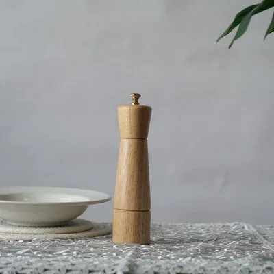 Produktbild von Salz- und Pfeffermühle mit Keramikmahlwerk, einstellbarem Mahlgrad, aus Gummiholz in heller Holzoptik, Höhe 22 cm, Ø 5,5 cm
