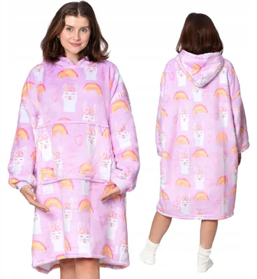 Produktbild von Oversize Deckenpullover XXL - Kuscheldecke mit Ärmeln - Fleece Lama Alpakamuster