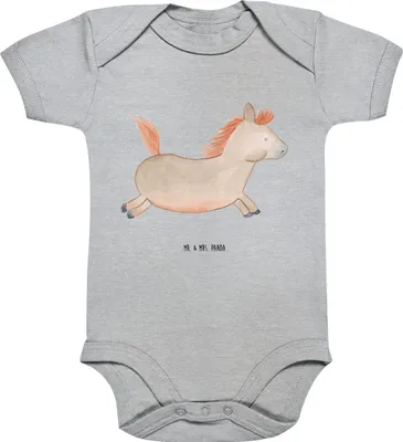 Produktbild von Mr. & Mrs. Panda Strampler Baby Pferd Springen 12. - 18. Monat - Heather Grey - Geschenk, Reiten, Babystrampler, overall, Babybody, Stall, Pony, Pferdestall, Pferde