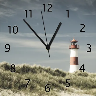 Produktbild von Wallario Design Wanduhr Leuchtturm auf der Düne am Strand aus Echtglas, Größe 30 x 30 cm