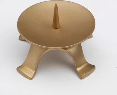 Produktbild von Kerzenleuchter Vierfuß Eisen in Gold Ø 9,5 cm mit großem Dorn für Kerzen, Altarkerzen, Hochzeitskerzen, Taufkerzen