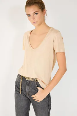 Produktbild von Glänzendes Basic-T-Shirt mit V-Ausschnitt, Gold, M