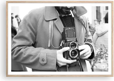 Produktbild von Gerahmtes Poster - Rahmen in heller Eiche - Die Kamera Retro Vintage - 100x70 cm - Wand Bild - Wanddeko - Wandbilder - Kunstposter - Wandposter - Bilderrahmen - Bilder - Kunstdruck - P2NAA100x70-5009