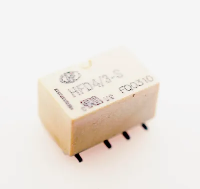 Produktbild von Printrelais HONGFA HFD4/3-S, 2A 3Vdc Signal Relay #709264
