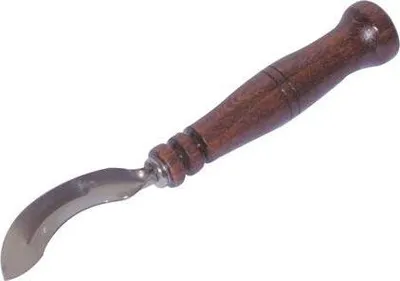 Zdjęcie produktu dla skrobak P stal nierdzewna 17cm, drewniany uchwyt.