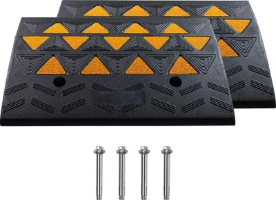 Obrázek produktu pro SucceBuy obrubníková rampa z pryže, balení 2 ks, výška stoupání 15,2 cm, robustní nájezdová rampa s nosností 15 t, nájezdová rampa s robustním gitem