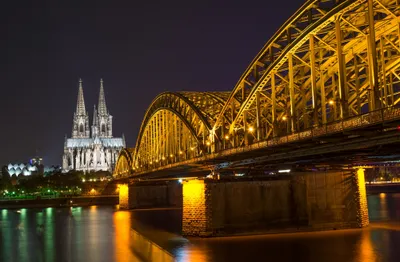 Produktbild von hansepuzzle 53585 - Kölner Dom Puzzle, 500 Teile, Religion, 46,0 x 30,0cm mit hochwertiger Aufbewahrung, Kartonbox und wiederverschließbarem Beutel