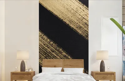 Produktbild von MuchoWow® Fototapete für Wohnzimmer oder Schlafzimmer Wandtapete Vinyl Motivtapete Goldene Farbstreifen auf schwarzem Hintergrund - 120x240 cm - Hintergrundbild