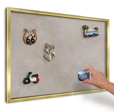 Produktbild von Magnettafel 60x40 cm mit goldenem Rahmen - Magnetische Metalltafel, Magnetpinnwand zur Wandmontage für Wohnzimmer, Küche, Flur, Kinderzimmer und Büro - Neutrale Eleganz