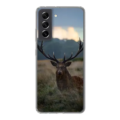Produktbild von MuchoWow® Handyhülle Schutzhülle Hülle für Samsung Galaxy S21 FE Hirsch - Wiese - Geweih Silikon Softcase Handy Hülle - Mobiltelefonhülle