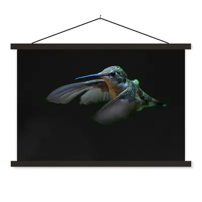 Produktbild von MuchoWow® Textilposter Kolibri - Federn - Schwarz 120x80 cm mit schwarzem Rahmen - Wanddeko