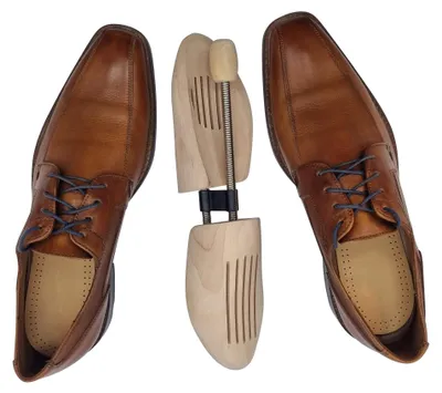 Immagine prodotto di Distenditori per scarpe in legno di betulla con molla a spirale in metallo, confezione da 3 paia, taglia 44/45, per scarpe