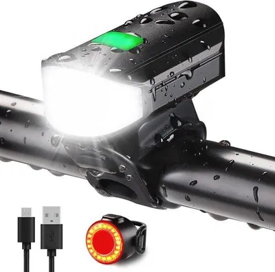 Zdjęcie produktu dla Zestaw oświetlenia rowerowego 1500 LM - Ładowana lampka przednia i tylna - Wodoodporna, z 5 trybami oświetlenia do rowerów
