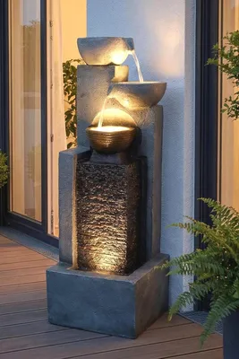 Immagine prodotto di Grande fontana da giardino - Decorazione ornamentale per l'acqua - Per creare un'atmosfera suggestiva in giardino - Con illuminazione a LED - Altezza: 109 cm - Colore: nero e grigio