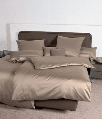 Produktbild von Janine Design Mako-Satin-Bettwäsche-Garnitur 31001 Colors Farbe taupe Größe 200x200 + 2x 80x80