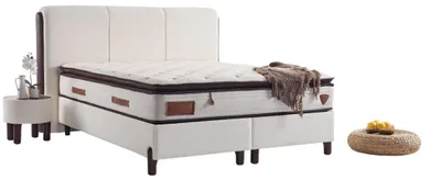 Image de Ensemble e lit avec tête de lit haute et table de nuit élégante