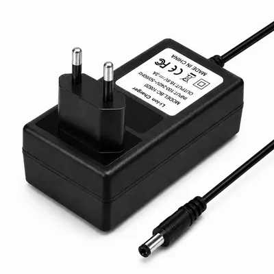 Produktbild von P19C 16,8V 3A DC Netzadapter – Li-Ion Batterie Ladegerät, 5,5 x 2,5 mm Hohlstecker