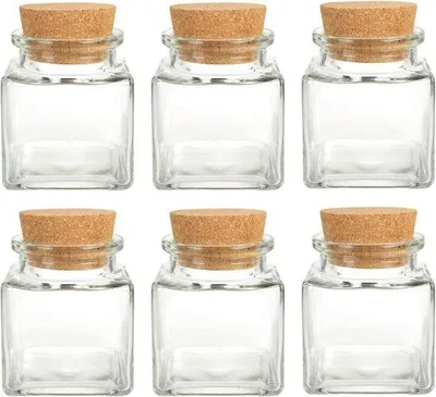 Immagine prodotto di Piccoli vasetti quadrati in vetro - 100 ml - set da 6 - con tappo in sughero - etichette incluse - 55 x 75 cm - per erbe aromatiche e spezie