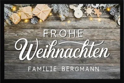 Produktbild von Fußmatte Frohe Weihnachten Holzoptik personalisiert Weihnachtsdeko XMAS Christmas Accessoires rutschfest & waschbar SpecialMe®