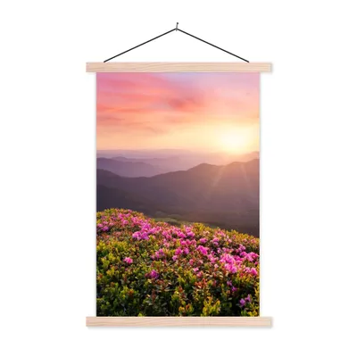 Produktbild von MuchoWow® Textilposter Blumen - Berg - Sonnenuntergang - Landschaft 40x60 cm mit holzfarbenen Rahmen - Poster
