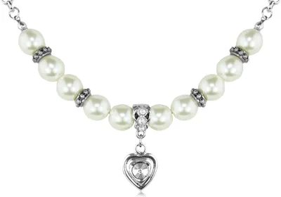 Produktbild von LUISIA Halbperlenkette Juliana mit Herzanhänger