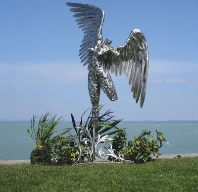 Produktbild von Casa Padrino Luxus Deko Skulptur Engel Silber H. 230 cm - Riesige Garten Figur