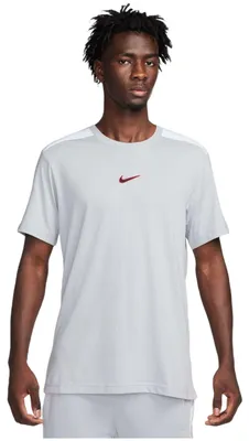 Produktbild von T-Shirt Nike FQ8821-012 für Herren