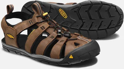 Produktbild von Keen Clearwater Cnx Leather Dark Earth/Black Größe EU 42