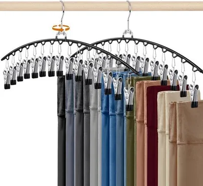 Produktbild von 2 Hosenhalter mit 30 Klammern, platzsparend, schwarz | Rutschfeste Klammern für Hosen, Röcke und Leggings | Ideal für platzsparende Aufbewahrung und Ordnung