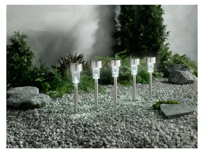 Produktbild von Livarno LED Solarleuchten Solarlampen 5 Set mit Erdspieß für Außenbereich