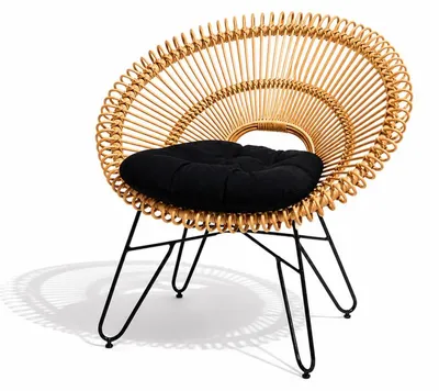 Image de Fauteuil en Rotin "Oslo" avec Coussin Noir - Chaise pour Extérieur ou Intérieur - Pieds en métal noir - D 75 x P 85 x H 85 cm