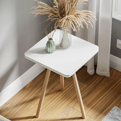 Produktbild von Quadratischer Beistelltisch mit Holzbeinen – Modern & stabil, Skandinavischer Stil, Vielseitig für Wohnzimmer & Schlafzimmer Nachttisch Weiß