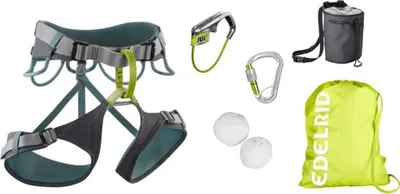 Kletterpaket II von Edelrid; bestehend aus einem Klettergurt; Karabiner; Chalkbag und Chalkbällen; in grün und grau.