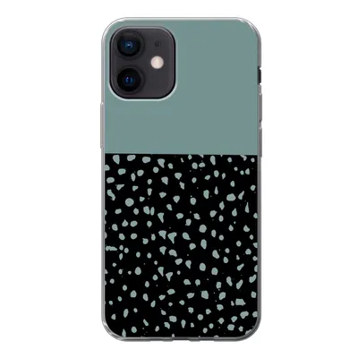 Produktbild von MuchoWow® Handyhülle Schutzhülle Hülle für iPhone 12 Polka dots - Grün - Schwarz Silikon Softcase Handy Hülle - Schutzhülle