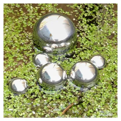 Produktbild von Schwimmende Dekokugeln aus Edelstahl - 6er Set für Teich- und Gartendekoration