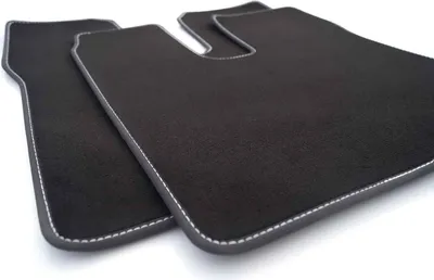 Immagine prodotto di Tappetini per camion Scania S & Scania R Tappeto auto tuning cabina cabina, 2x velours nero cuciture decorative bianco