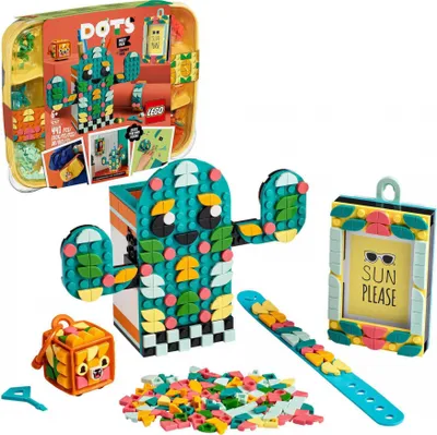 Produktbild von LEGO DOTS Kreativset Sommerspaß 41937 - verstellbares Armband, Löwen- Taschenanhänger, Bilderrahmen und Kaktus-Stiftehalter
